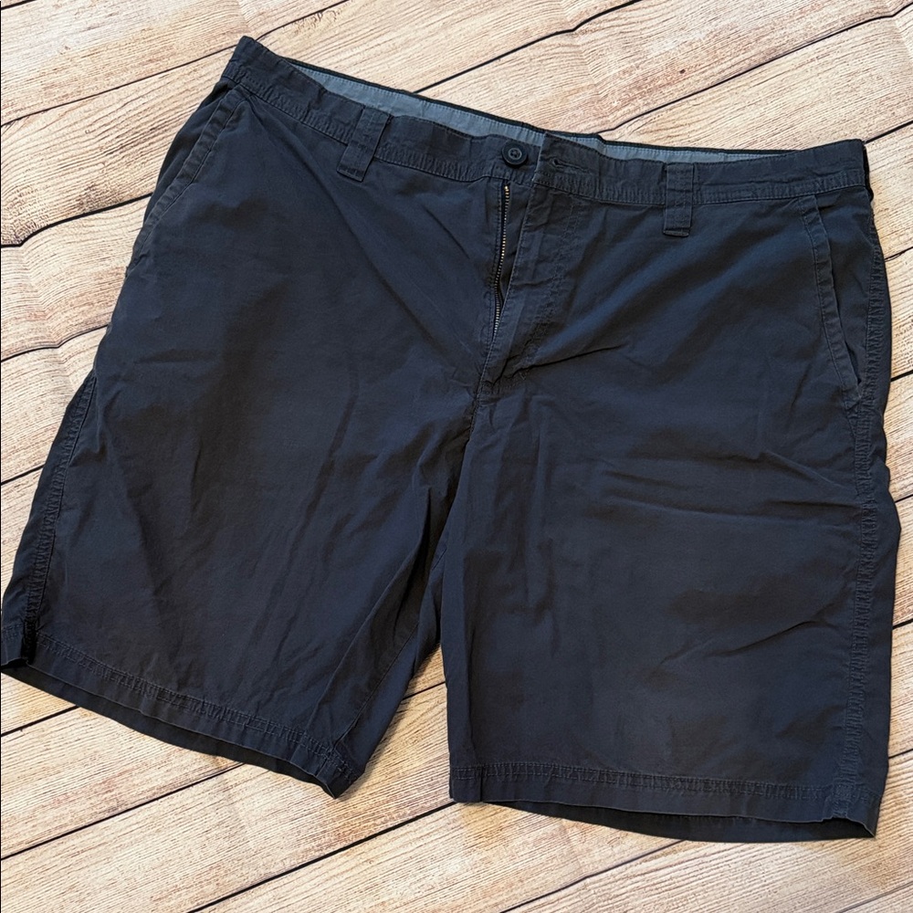 Columbia Men's Navy Flat Front Shorts